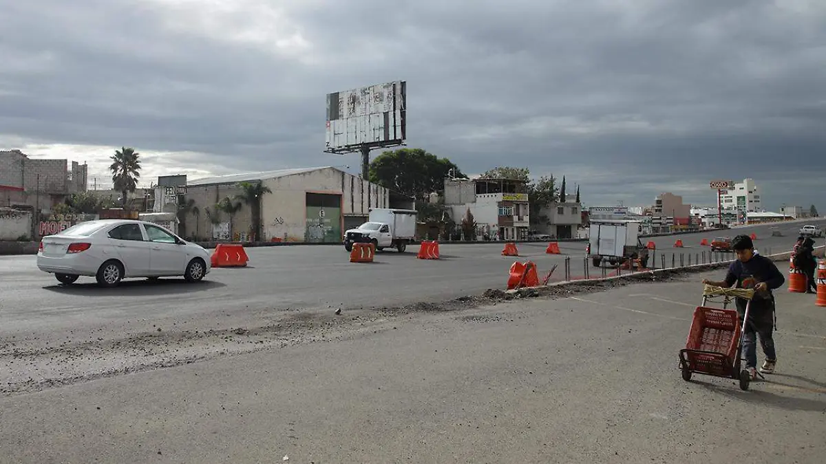 El distribuidor vial de la Central de Abasto se mantendrá abierto hasta el próximo nueve de octubre